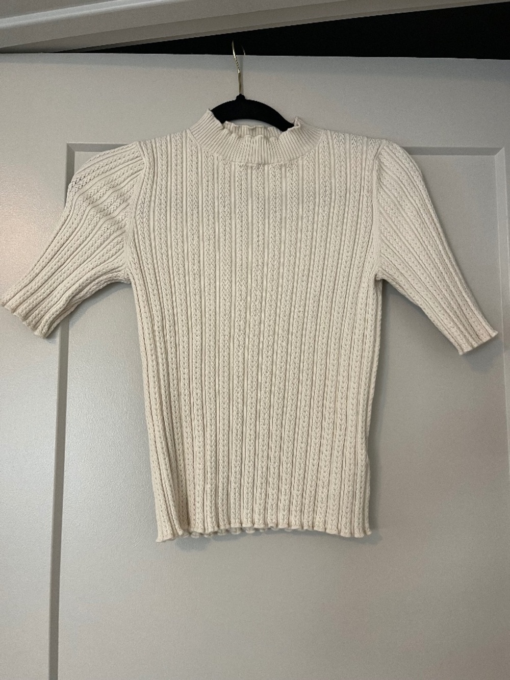 Boden Cable Knit Short Sleeve Mock Turtleneck Ribbed Cream Sweater